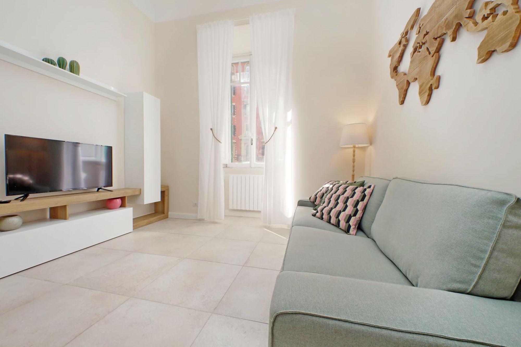 Apartment Balconcino Romantico A Via Aosta Rom
