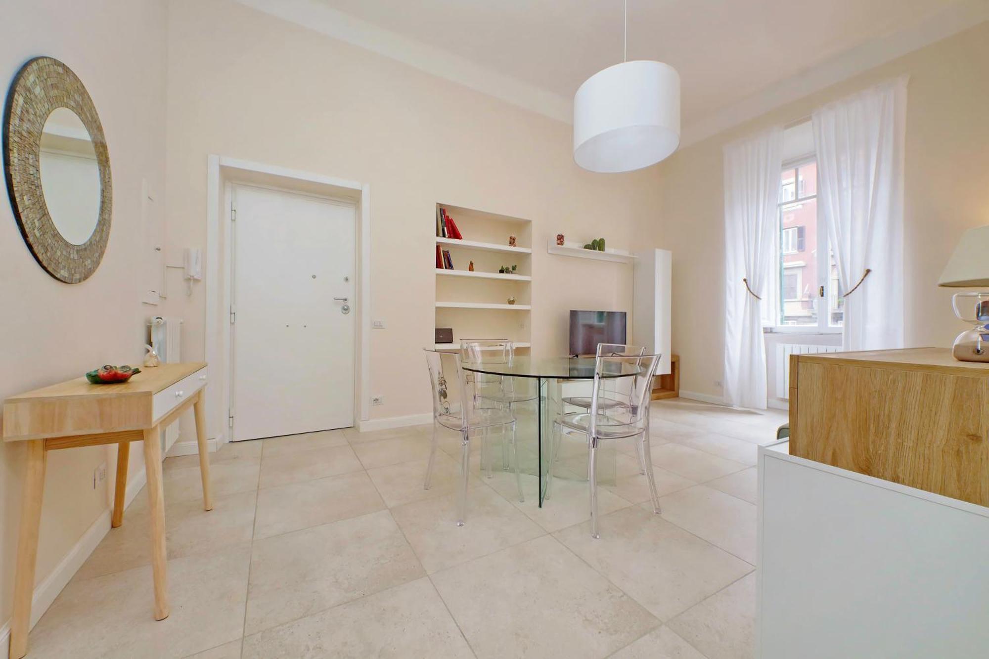 Apartment Balconcino Romantico A Via Aosta Rom